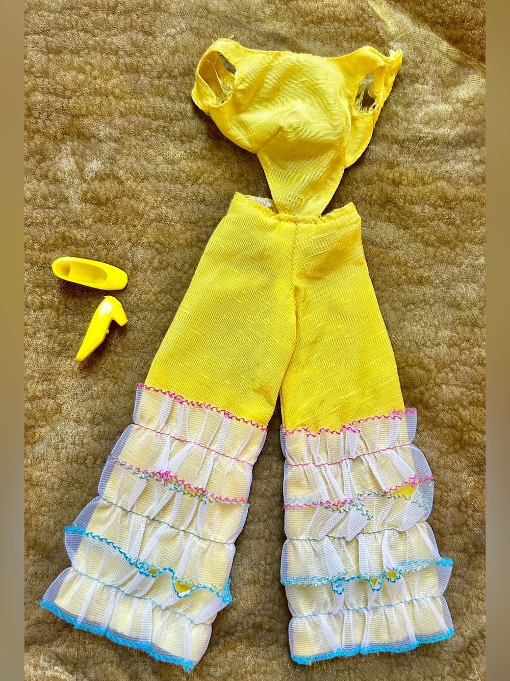 Mattel  Vintage Francie Yellow Jumpsuit with Ruffled White Trim and Yellow Shoes